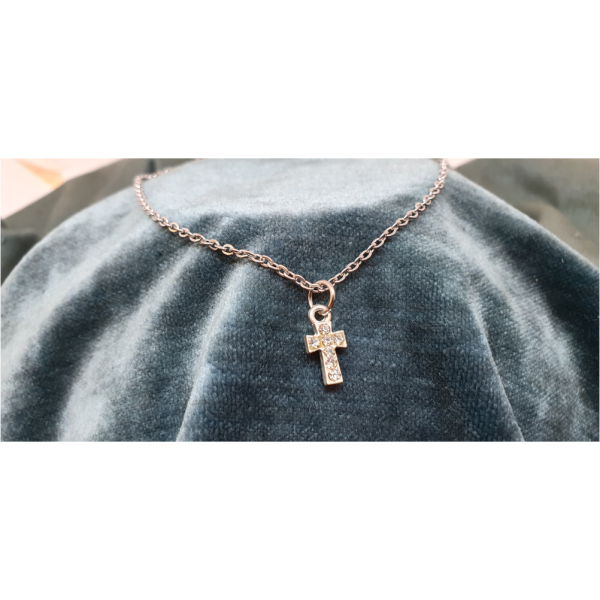 50cm Stainless Steel Chain with small Diamante Cross pendant